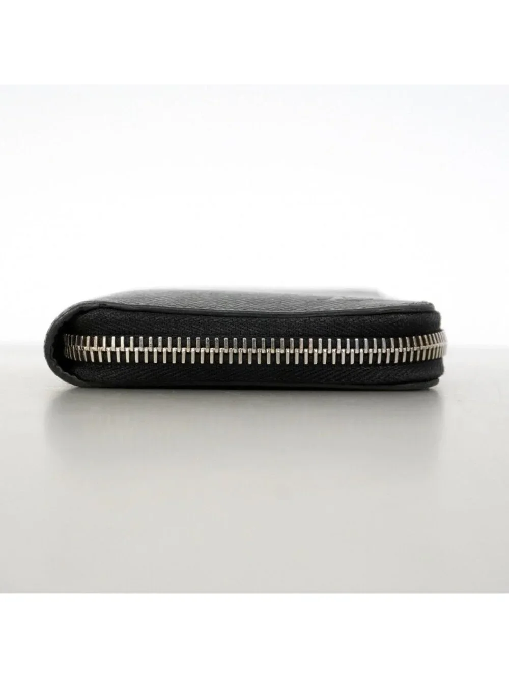 Louis Vuitton Wallet Taiga Zippy Vertical Ardoise